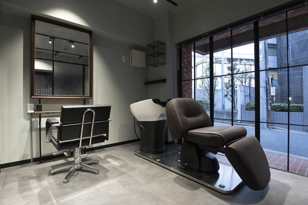 美容院の店内